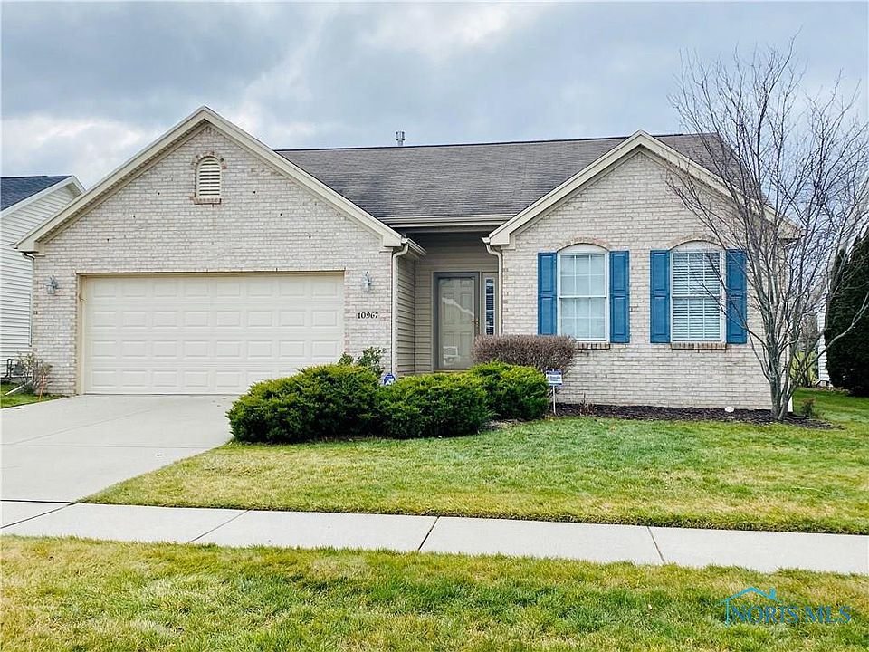 1st image of 10967 S Lakes Dr