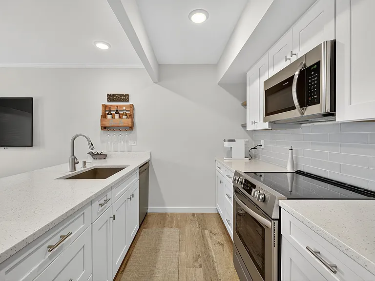 120 Driftwood Ct — Photo 28