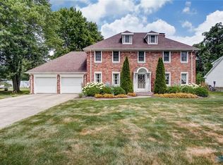 2209 N Manor Dr, Genoa, OH