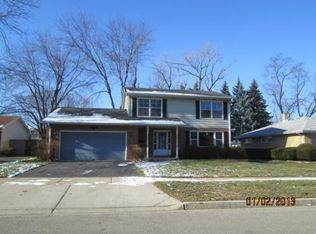 2310 Yeoman St, Waukegan, IL