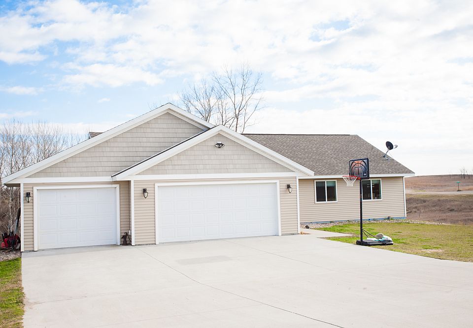 1st image of 2802 Country Estates Dr NW