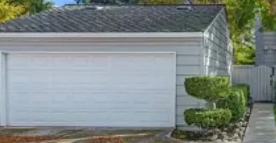 220 Rumble Rd