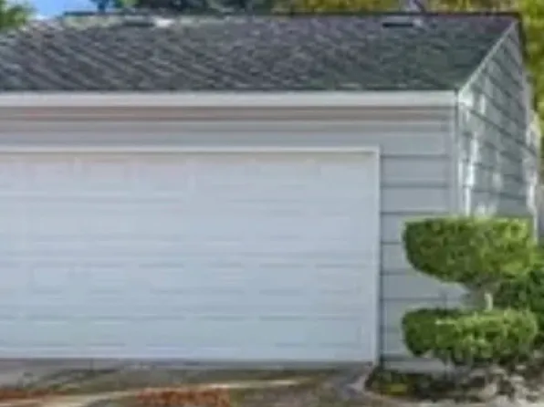220 Rumble Rd, Modesto, CA 95350
