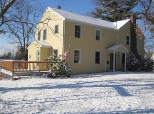 76 Ridgeway Ave, Needham, MA 02492