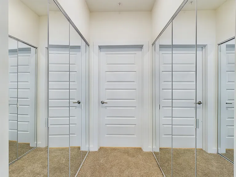 Sanctuary Bluff Apartments — Photo 76