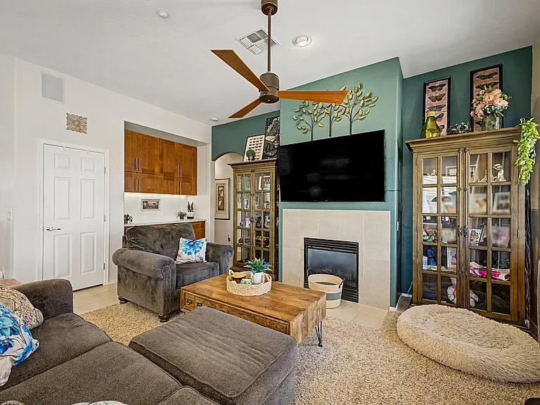 10490 E Acoma Dr — Photo 13