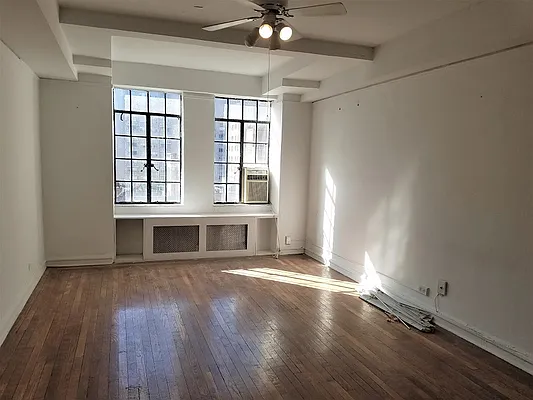 Rented by City Connections Realty | media 2