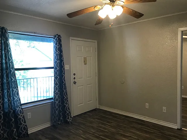 1624 Aquarena Springs B114 - 1 — Photo 4