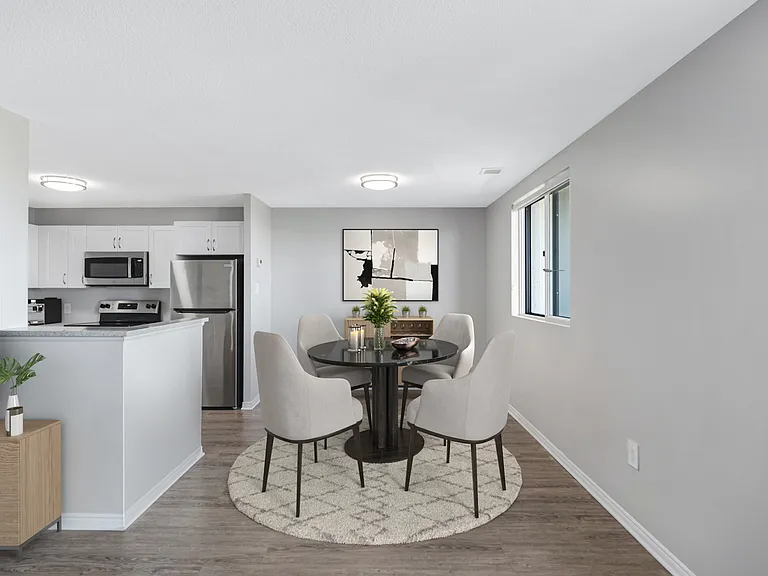 433 King St — Photo 6