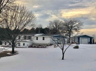 W5381 Bieneck Rd, Neillsville, WI 54456