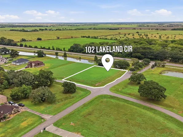 102 Lakeland Cir, Rosharon, TX 77583