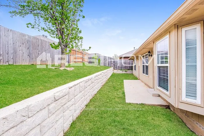 417 Choctaw Gate Dr — Photo 12