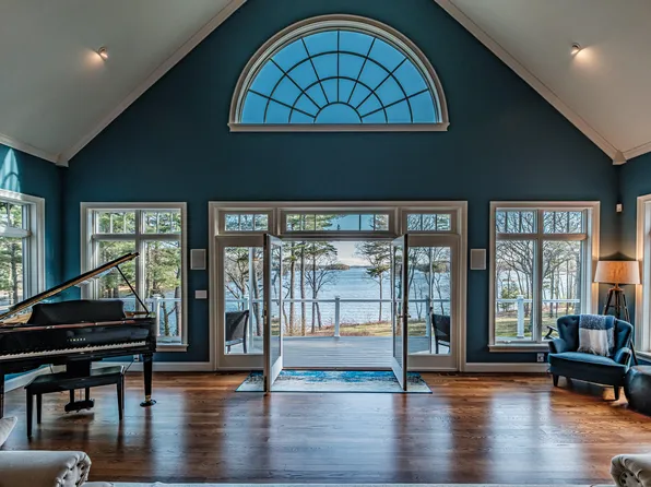 311 Murphys Corner Road, Woolwich, ME 04579