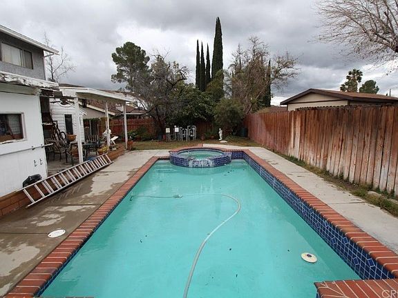 3rd image of 19107 Friendly Valley Pkwy