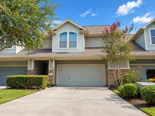 2812 Sand Dune Dr, Seabrook, TX 77586