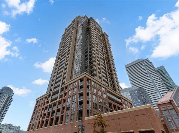 4080 Living Arts Dr #407, Mississauga, ON L5B 4N3