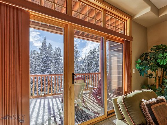 4th image of 7 Sitting Bull Rd #1202