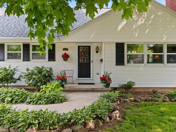 1415 Argonne Dr, Green Bay, WI 54304