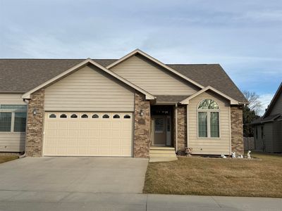 911 SANDSTONE DR, North Platte, NE, 69101
