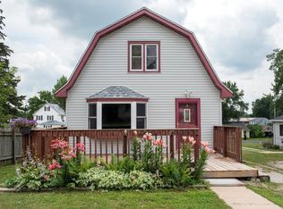 304 Pearl St, Spring Valley, MN 55975