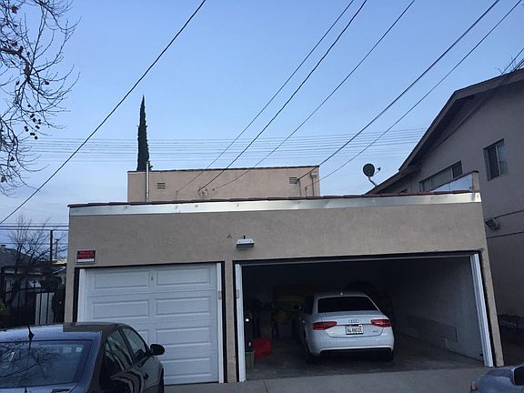 3rd image of 5241 Cahuenga Blvd