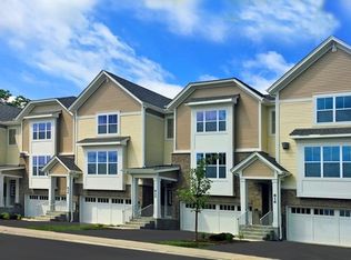 820 Chase Ln, Palatine, IL 60067