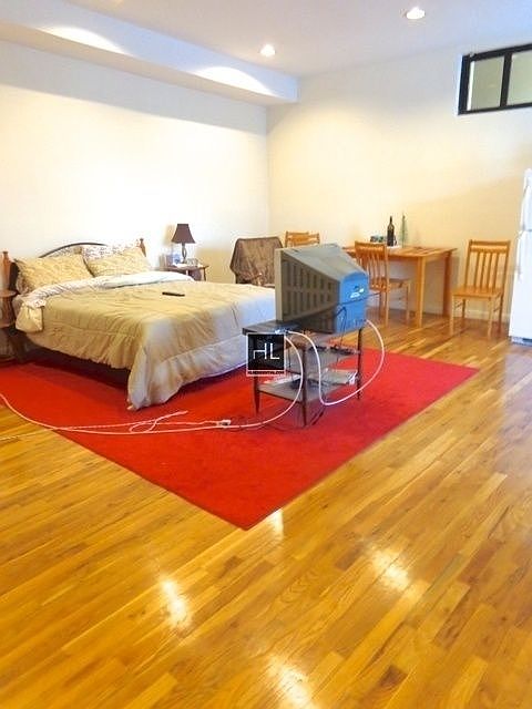 2nd image of 694 Hicks St APT 3