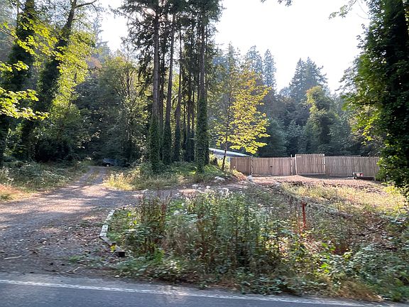 2nd image of 17451 SE Ten Eyck Rd