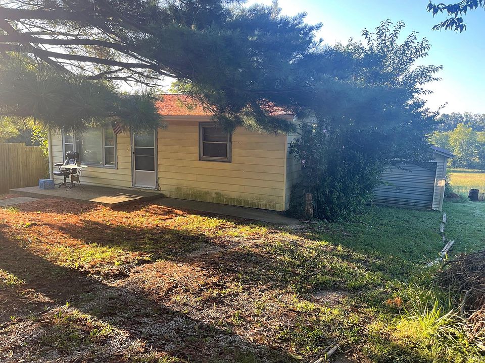 2nd image of 1355 W Popcorn Rd