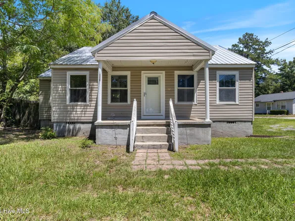 707 E Broad Street, Elizabethtown, NC 28337