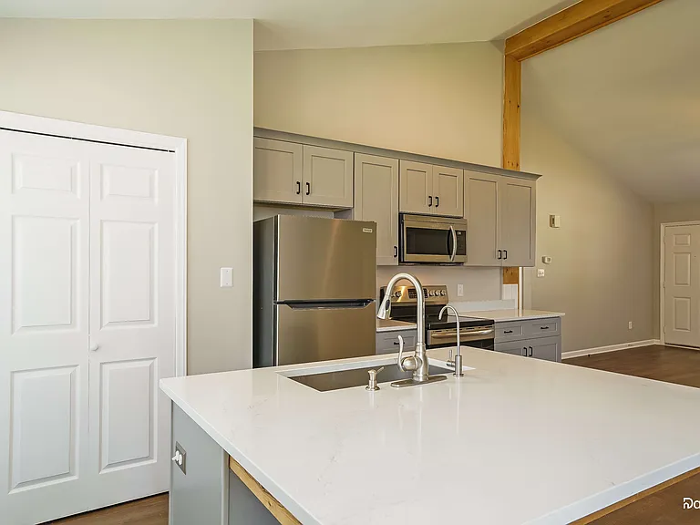 76 Northwinds North Dr — Photo 2