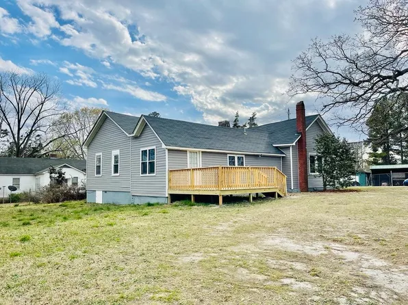 201 Division St, Norlina, NC 27563