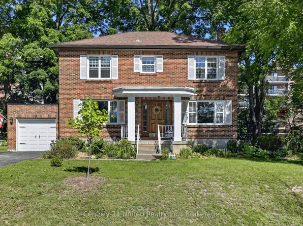 6 Middleton Dr, Peterborough, ON K9J 4Z2
