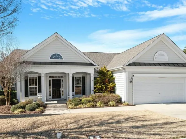 627 Aylestone Dr, Cary, NC 27519