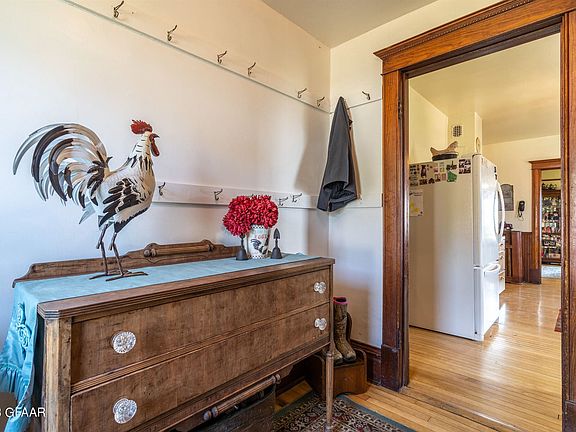 5th image of 10193 23rd St NE