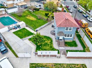 9702 135th Rd, Ozone Park, NY 11417