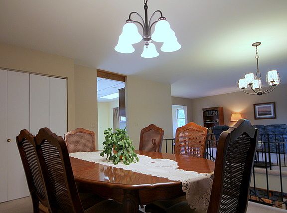 5th image of 71 Monterey Dr