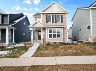 1220 Crane Meadow Way, Sun Prairie, WI 53590