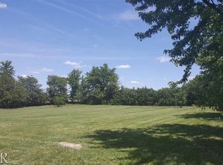 21740 Clarksville Rd, Lexington, IL 61753