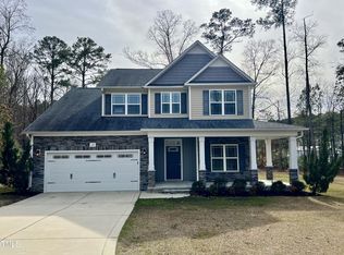 135 Garden Oaks Dr, Smithfield, NC 27577