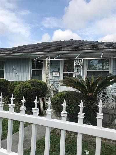 1st image of 1201 Southlawn Blvd