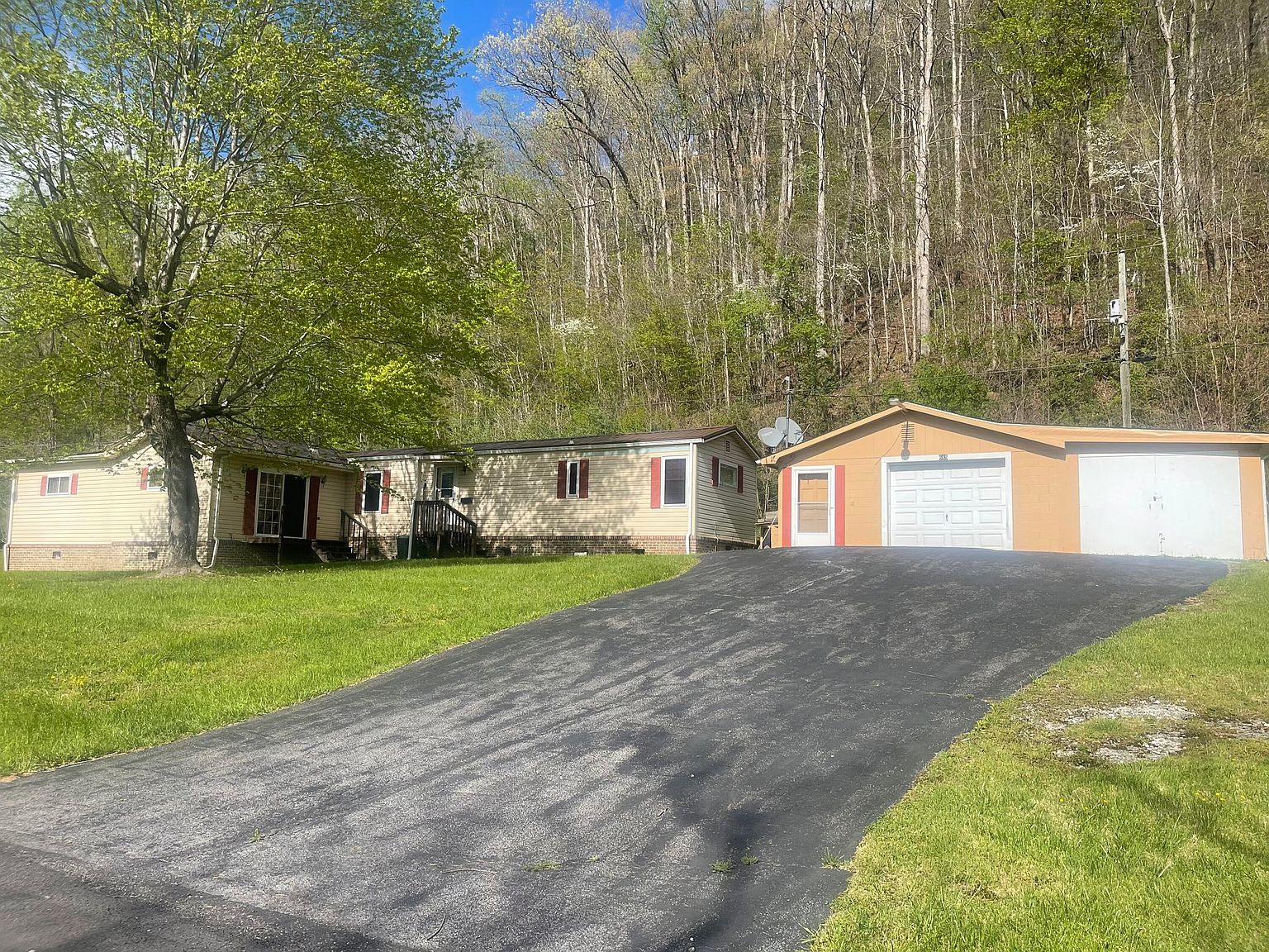 685 Daw Rd, Raven, VA 24639 Zillow