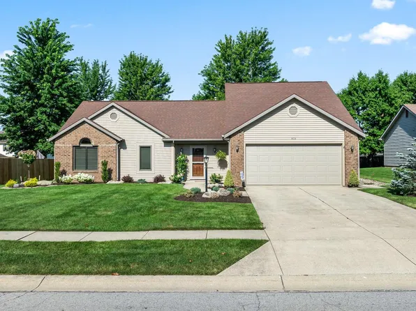 808 Yellow Lake Dr, Fort Wayne, IN 46804
