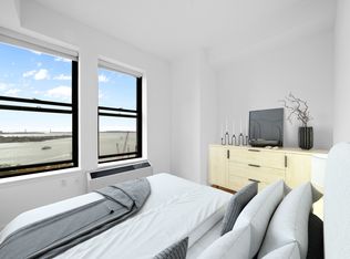 1 West St APT 2042, New York, NY 10004