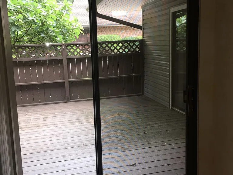 236 Brookberry Cir — Photo 8