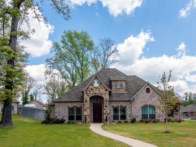 250 Towering Oaks Ln, Longview, TX, 75602