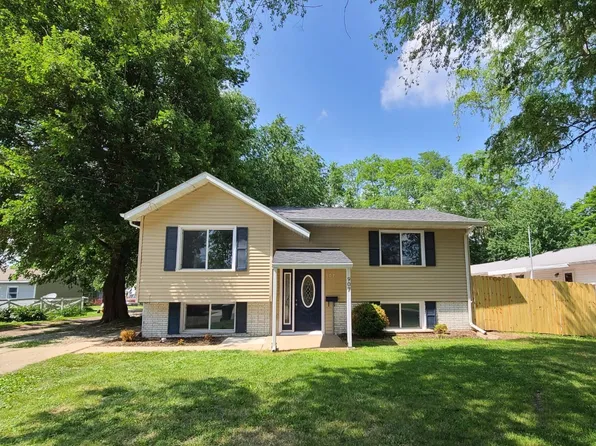 907 D Ave W, Oskaloosa, IA 52577