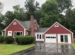 128 Hartford Ave W, Uxbridge, MA 01569