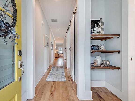3rd image of 189 Stovall St SE #B