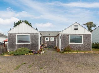 460/462 SW Coast Ave, Depoe Bay, OR 97341